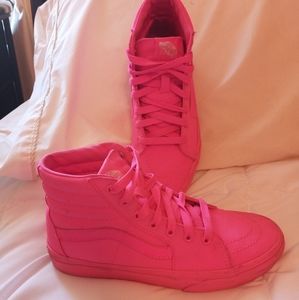 Girls sneakers